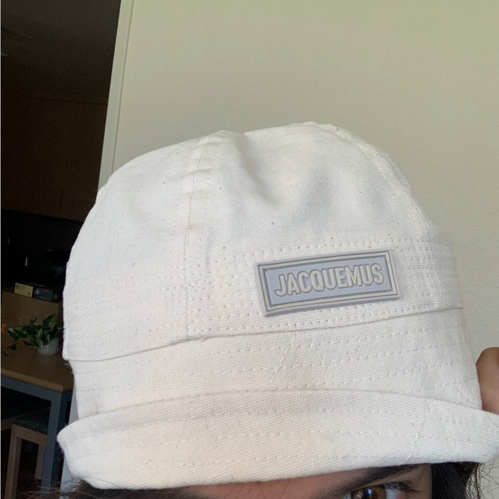 Jacquemus Off-White Le Marino bucket hat
